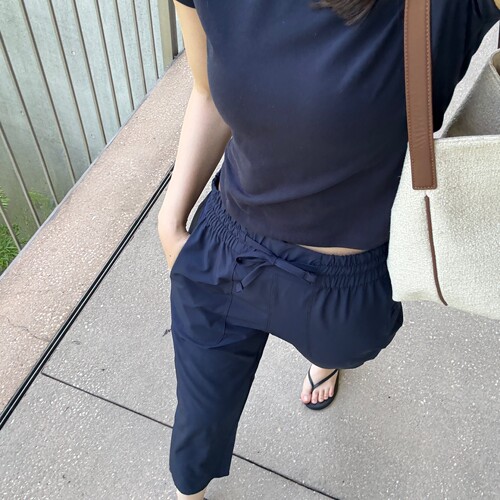 HLY夏季显瘦速干超轻七分裤女
