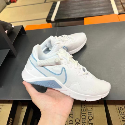 耐克女子轻便低帮运动休闲鞋