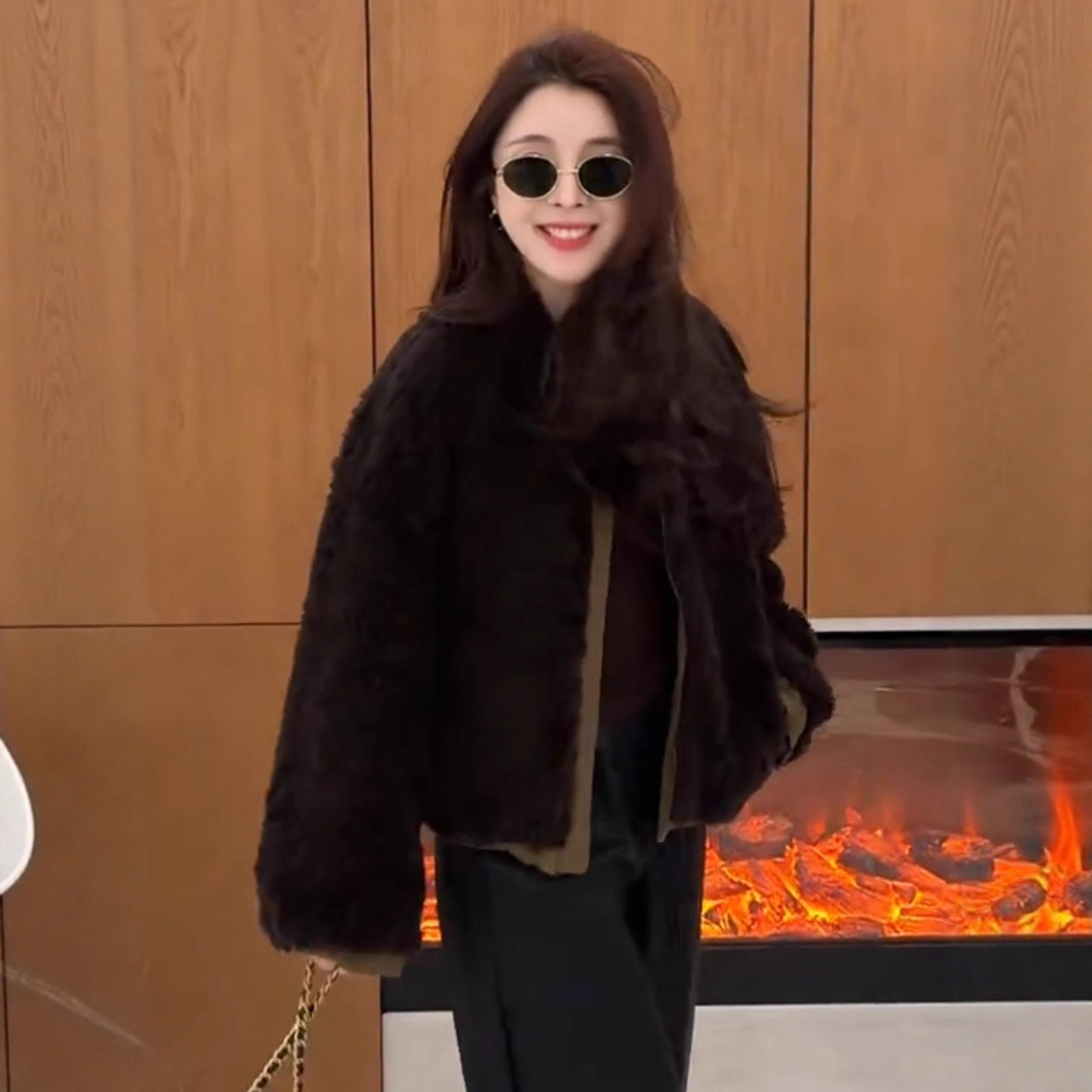 韩系修身休闲派克服夹克皮毛一体女款冬季独特短款保暖厚外套