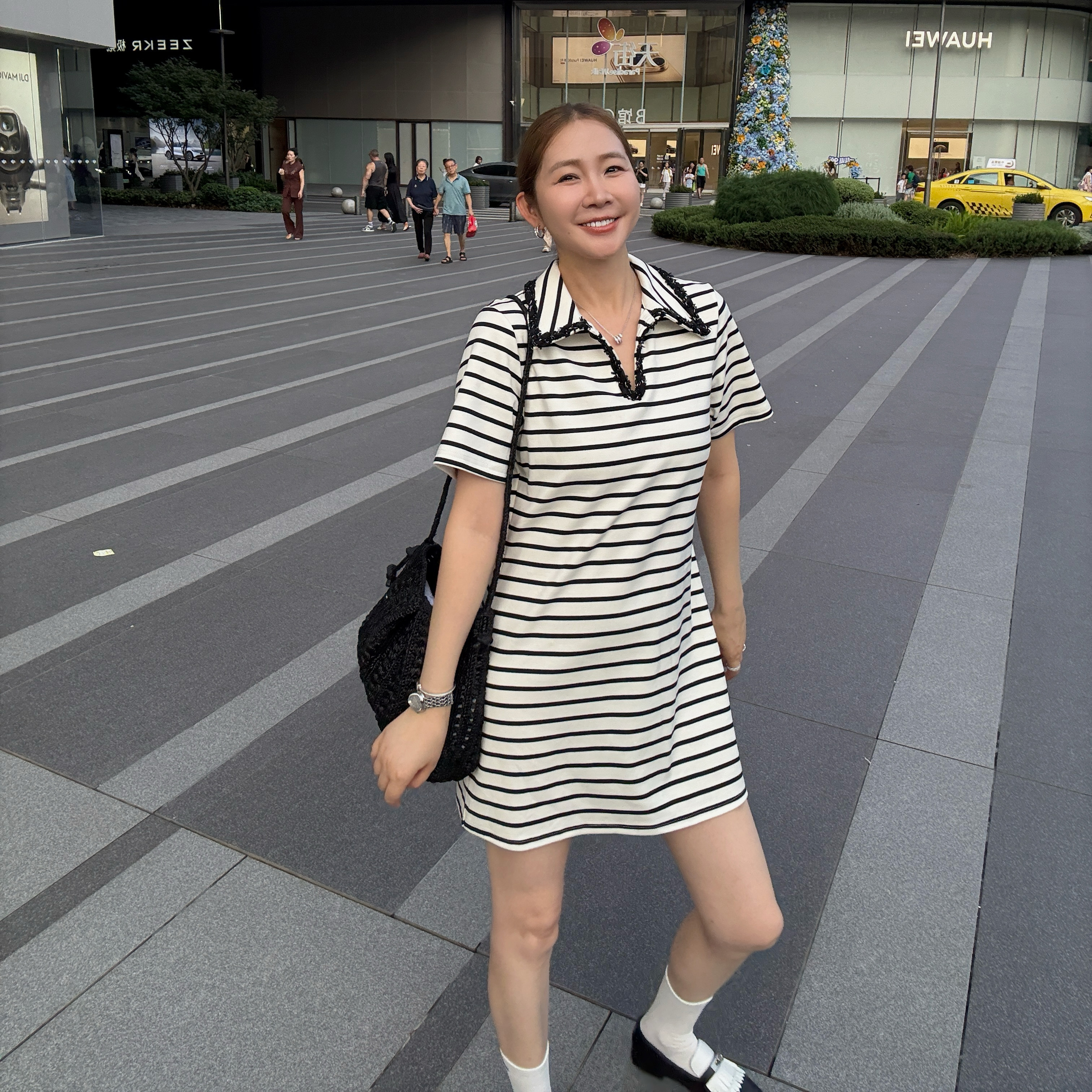 widelia陈魅儿2025夏季新款 翻领条纹连衣裙小个子宽松文艺复兴风