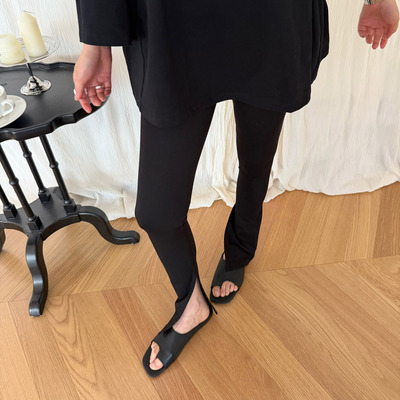 widelia陈魅儿2026春夏新款 黑色松紧腰微弹舒适修身开叉超模裤女