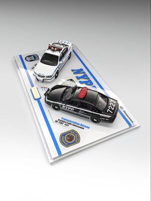 Rollin 1/64 英帕拉NYPD impala 2003 GPD警车 2026佛山展会限定