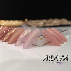 ARATA 日本 梦幻独角兽色 眼影光感魔镜粉 高品质粉质