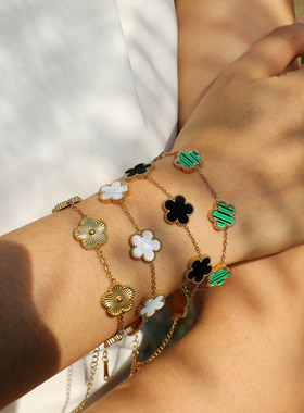 女士18K金色不锈钢扁十字链黑亚克力花朵手链 黑色条纹祖母绿色