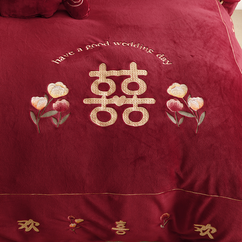 婚庆秋冬季牛奶绒四件套加厚保暖法莱绒被套珊瑚绒结婚用床上用品