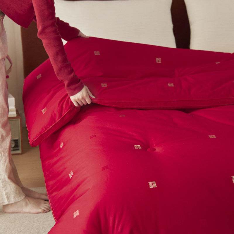 喜字刺绣红色婚庆被芯大豆纤维四季被抗菌结婚陪嫁春秋被子冬被芯,床上用品,化纤被,淘宝优惠券,粉丝福利购,淘宝优惠卷