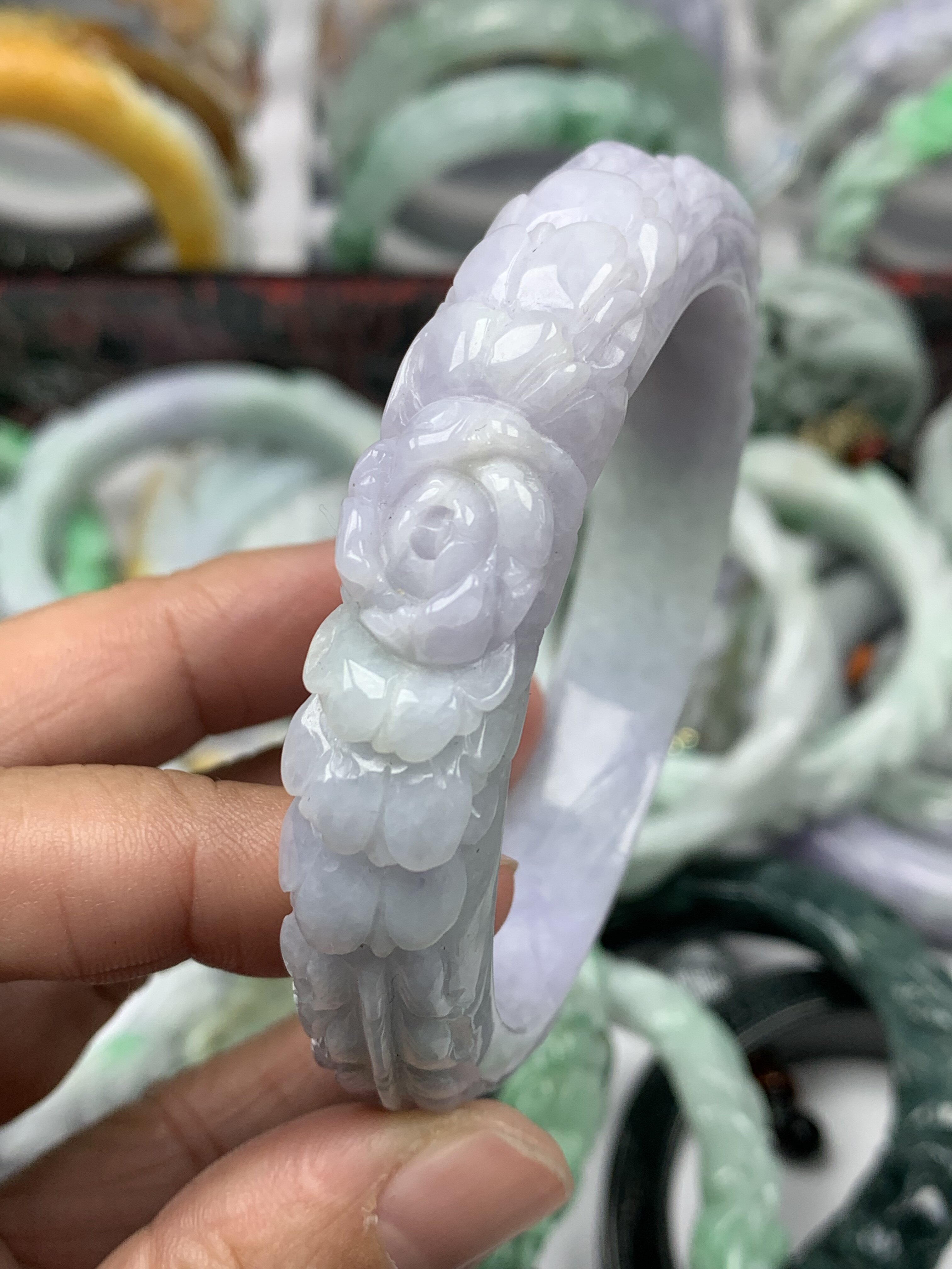 缅甸翡翠雕花手镯凤穿牡丹