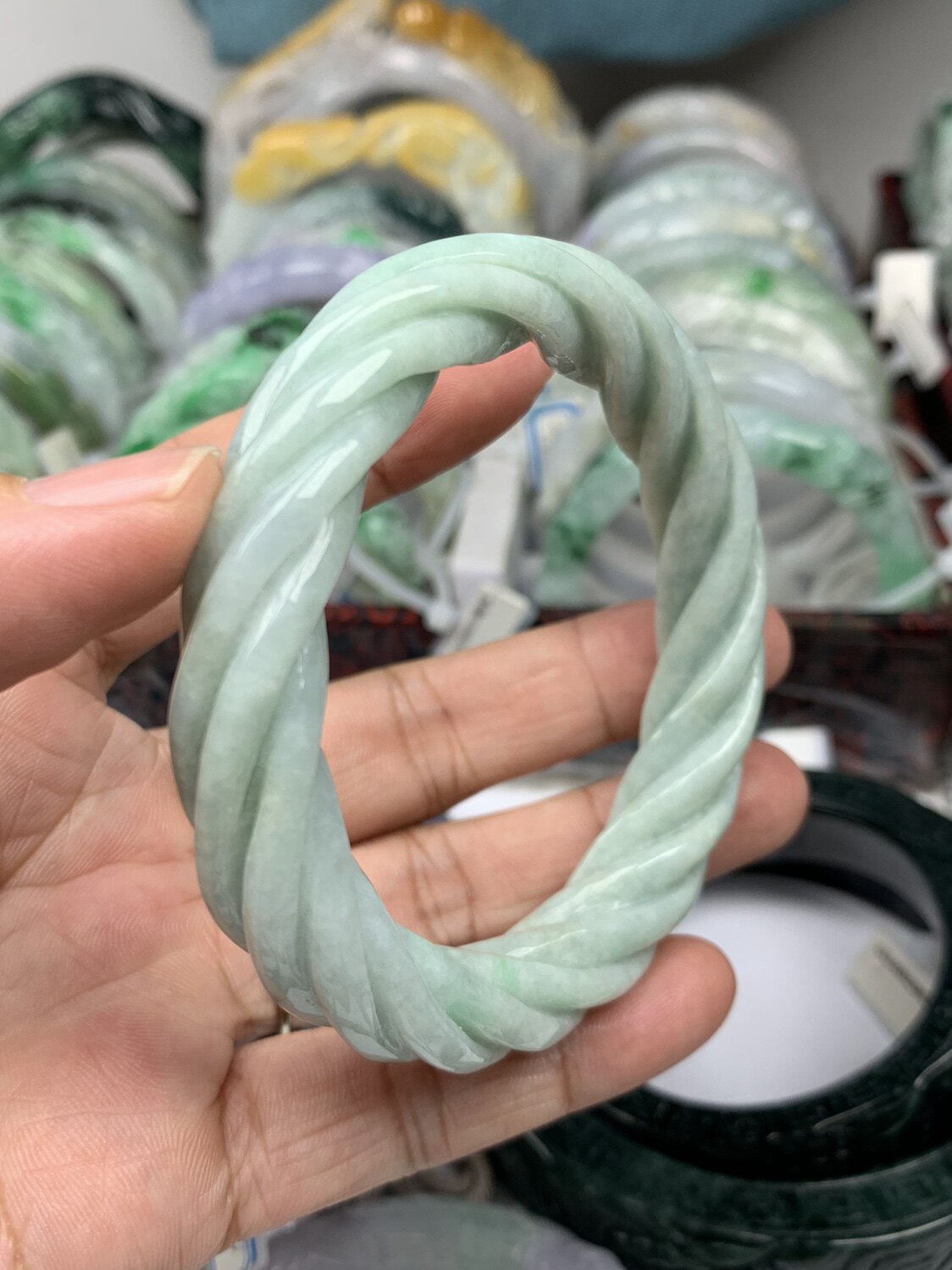 缅甸翡翠手镯 果绿麻花 56#