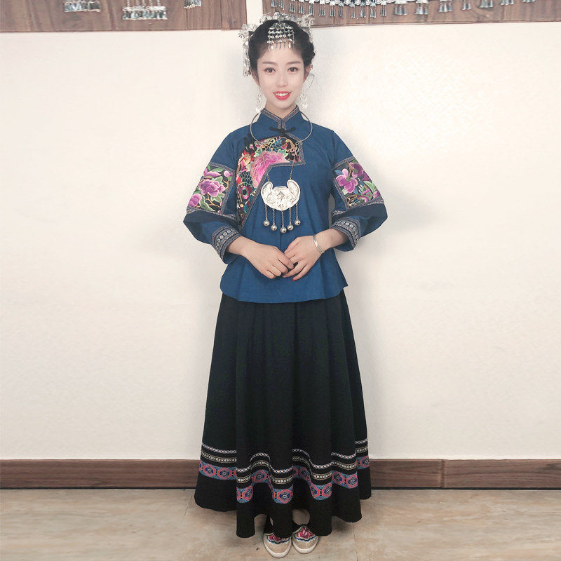 定做苗服复古日常棉麻女款土家族少数民族茶艺服装民族风刺绣套装