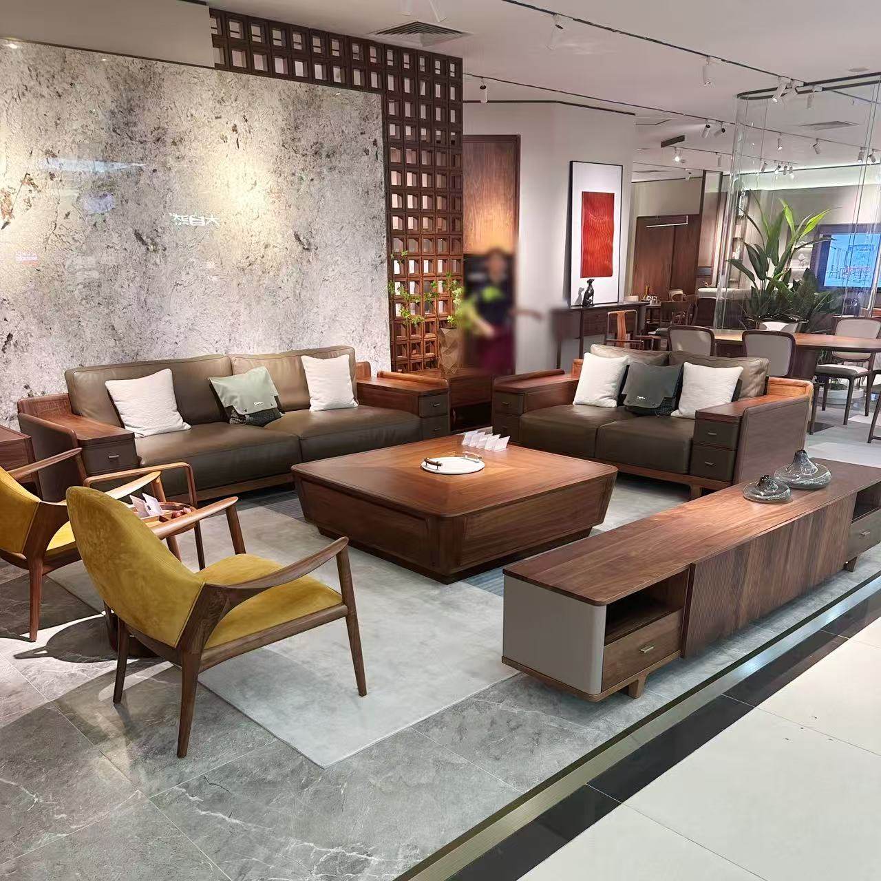 新中式实木客厅沙发大户型2025新款黑胡桃木高端现代真皮别墅家具