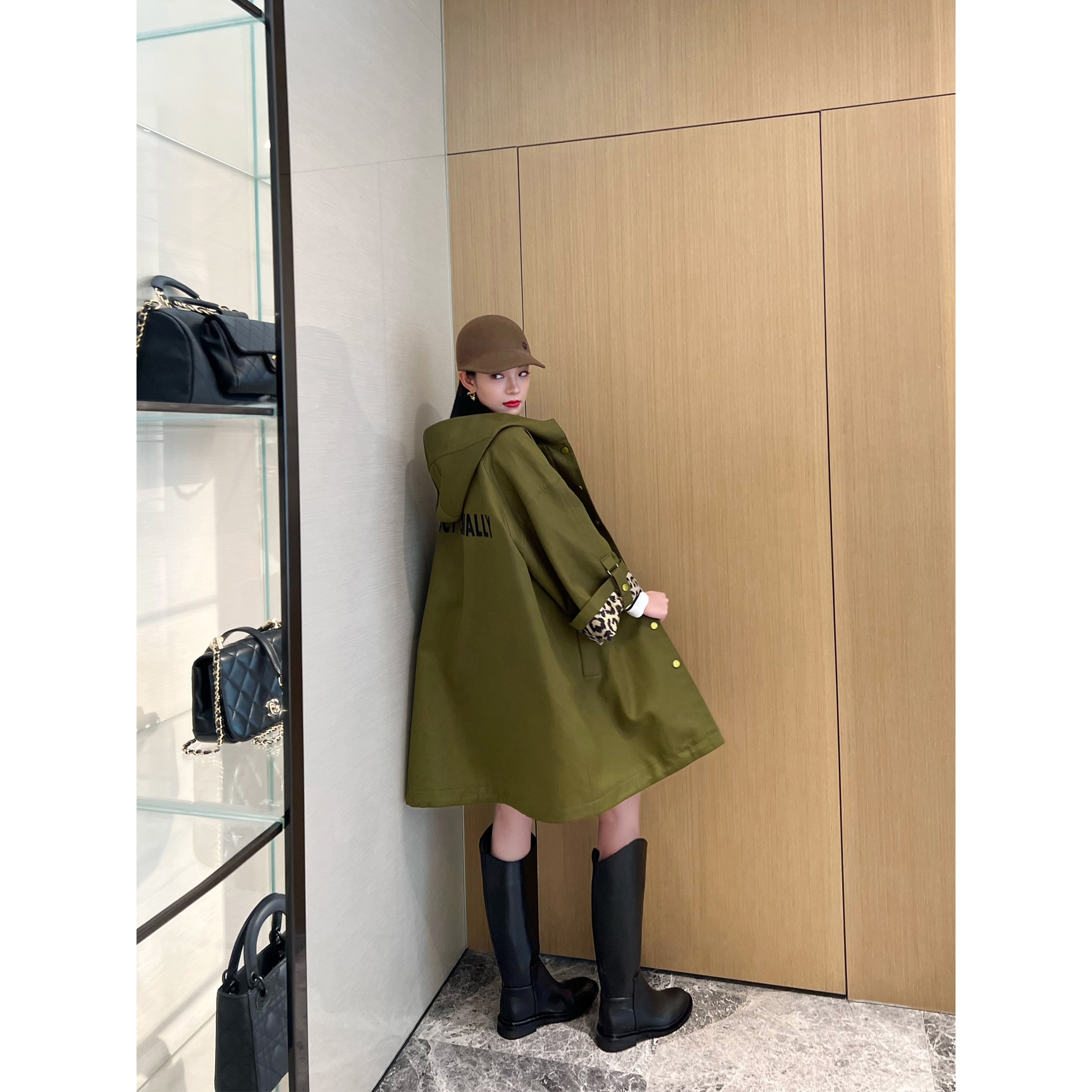 NancyCavally豹纹点睛撞色OS风衣