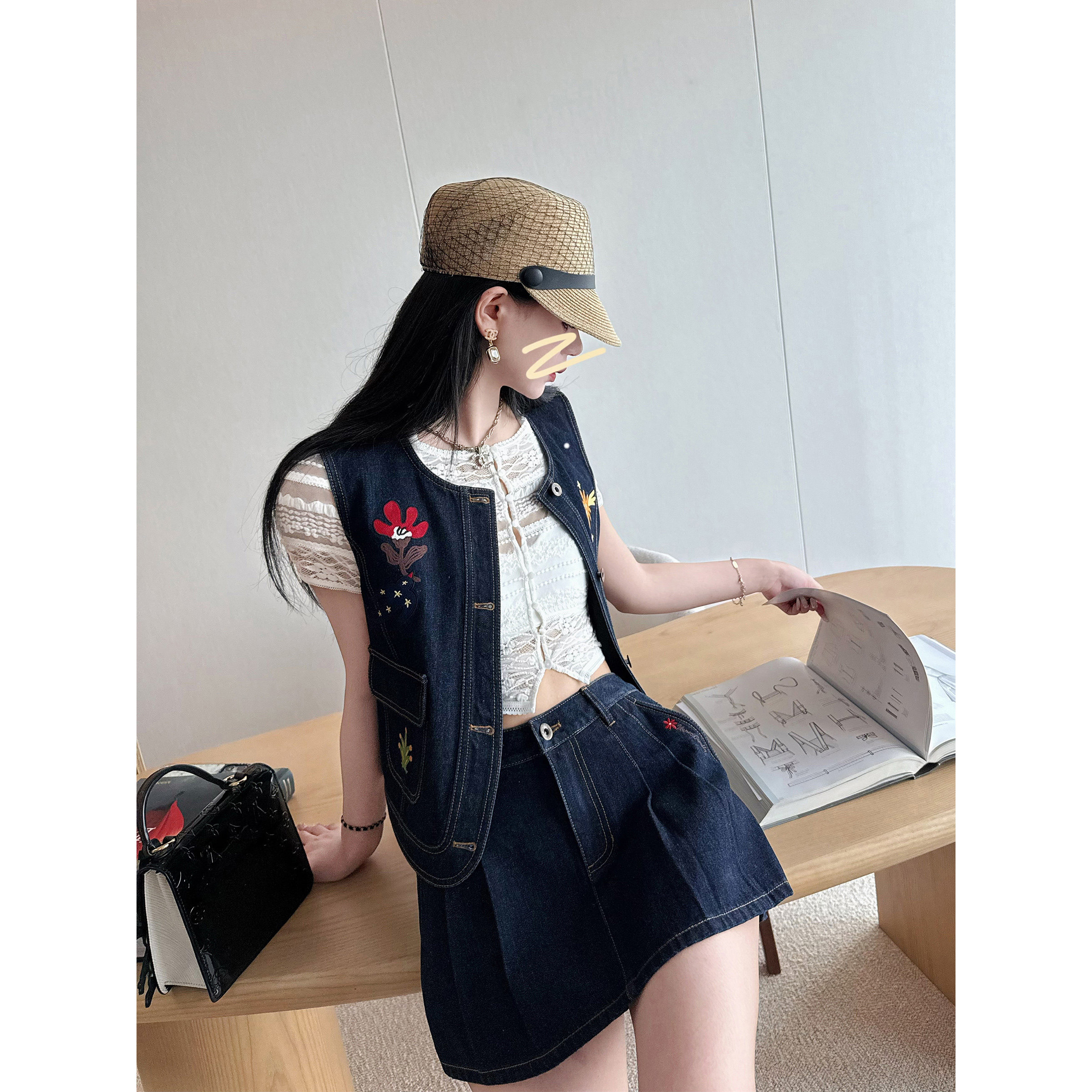 NancyCavally趣味刺绣牛仔套装图片