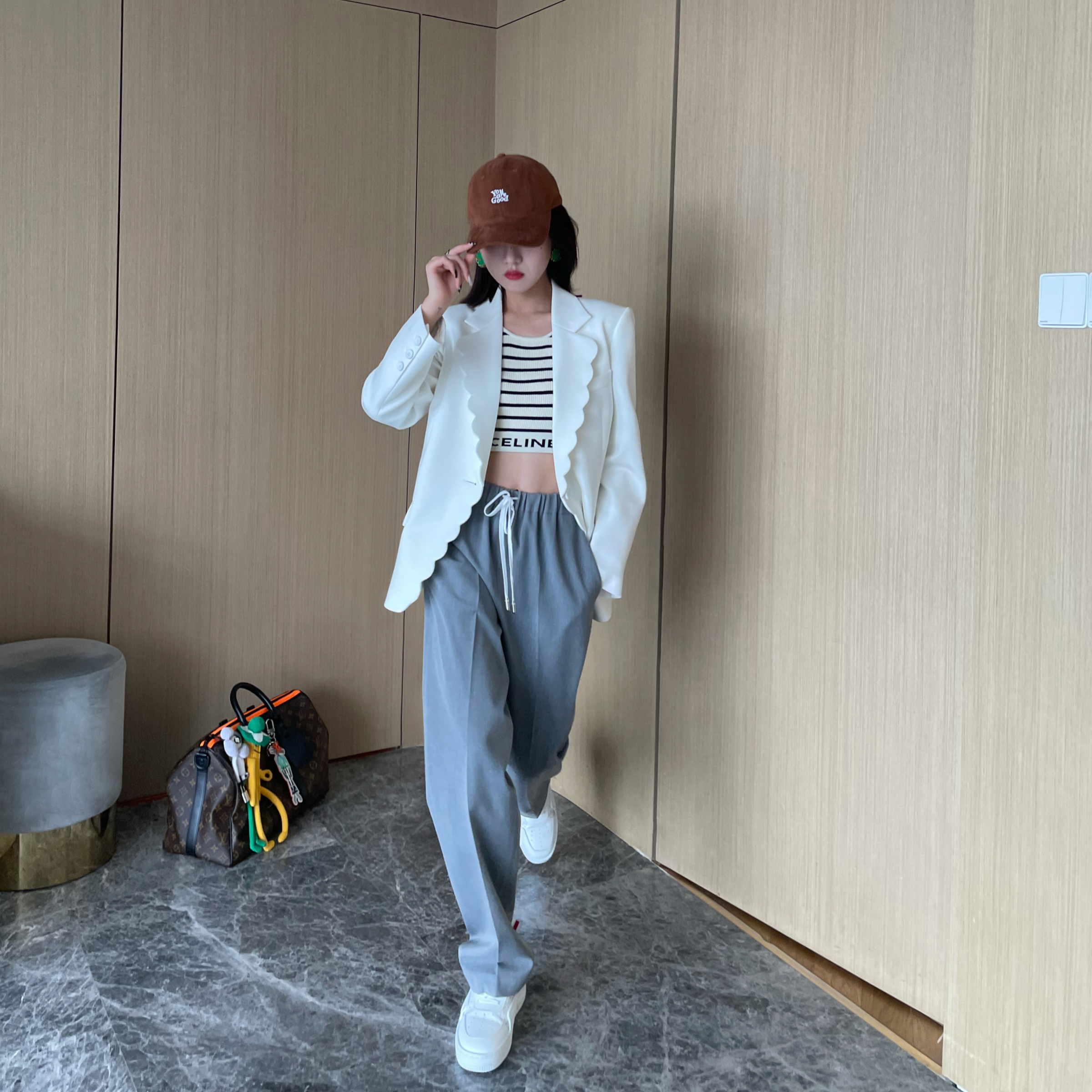 NancyCavally波浪边廓形西装