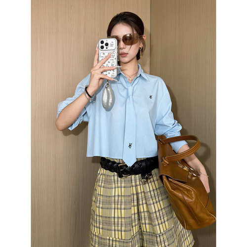 NancyCavally学院短廓形领带衬衫