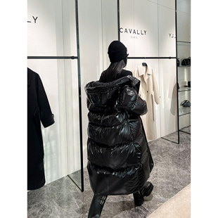 NancyCavally御寒大棉被 羽绒服 95白鹅绒極简亮面廓形长款