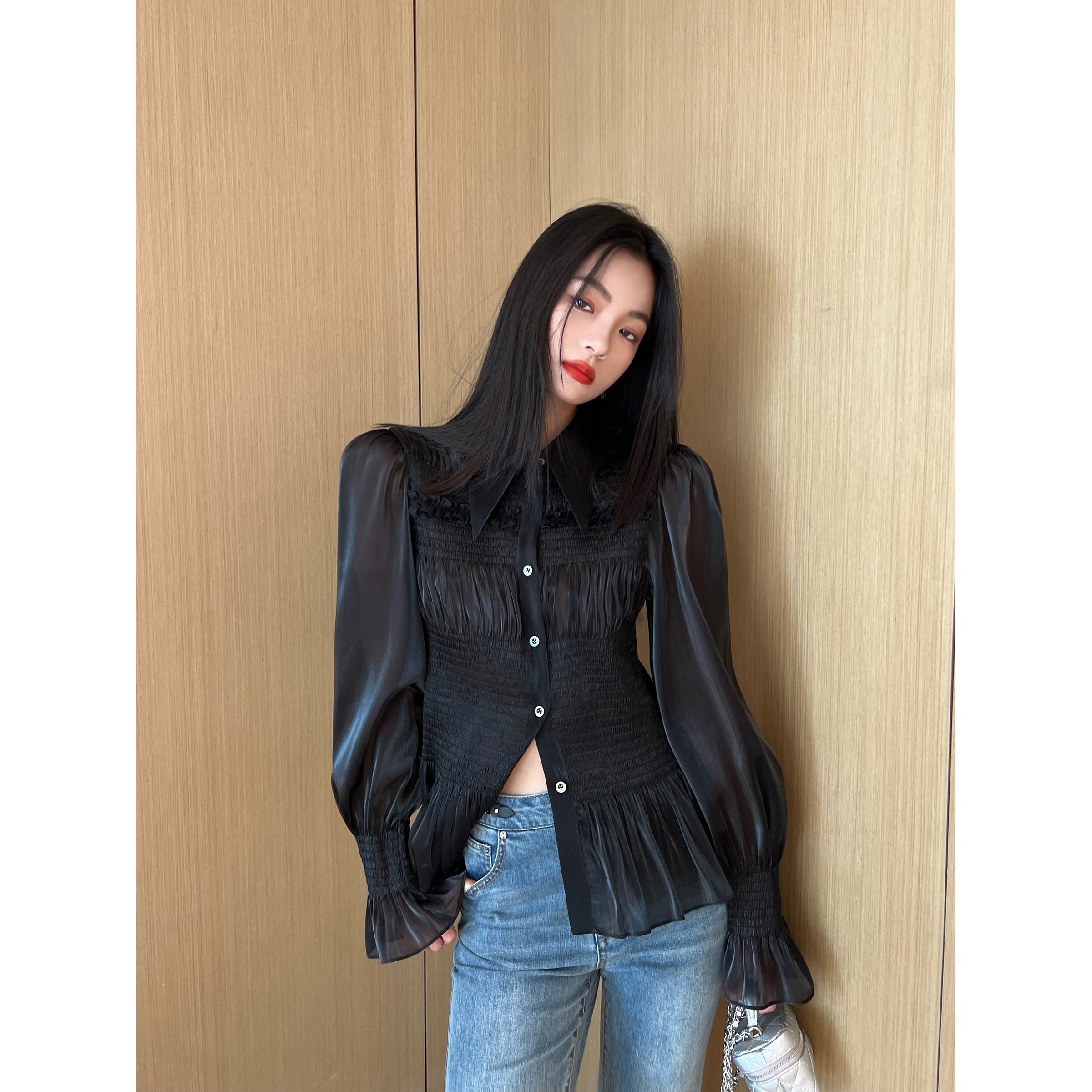 NancyCavally霜雾流光荷叶边衬衫
