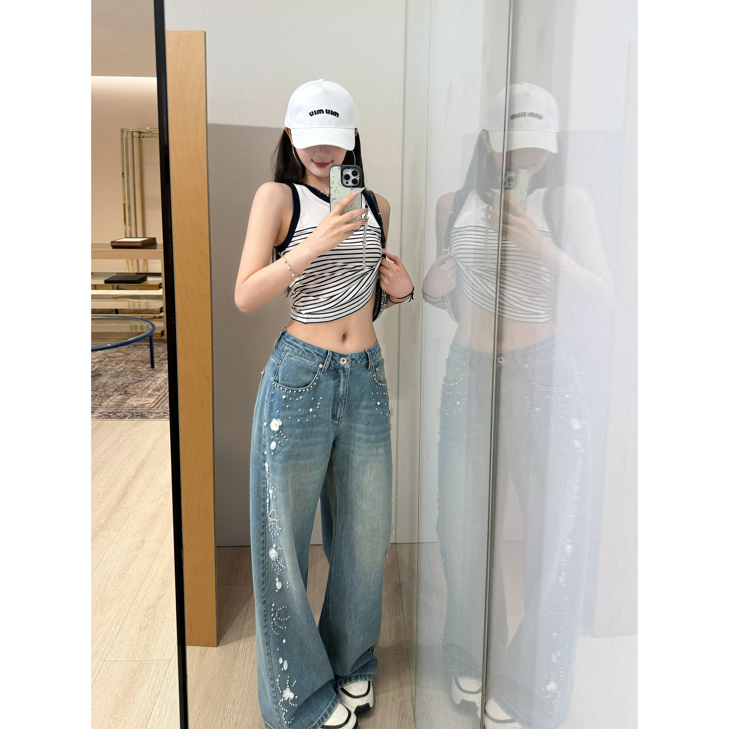 NancyCavally专柜款精选垂软荃棉牛仔 复古手工钉珠花直筒牛仔裤,女装/女士精品,牛仔裤,淘宝优惠券,粉丝福利购,淘宝优惠卷