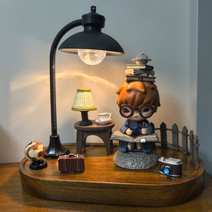 泡泡玛特正版星星人系列盲盒手办装饰摆件造景diy复古台灯摆件