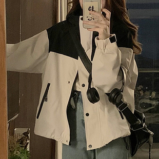 初中生高中学生青少年超好看外套少女生春装2025年新款爆款冲锋衣