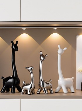 小众家居客厅摆件装饰品创意简约酒柜玄关摆设工艺品小鹿一家四口