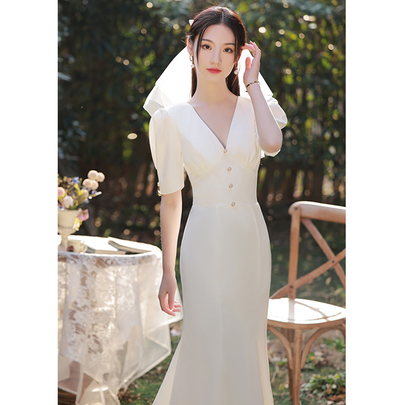法式白色晚礼服女高端气质宴会性感鱼尾长款主持人连衣裙高级质感