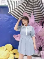Yue gia đình giàu mới kích thước lớn mùa hè phiên bản Hàn Quốc của chiếc váy ngắn tay màu xanh hải quân kiểu retro dài - Cộng với kích thước quần áo áo gió nữ
