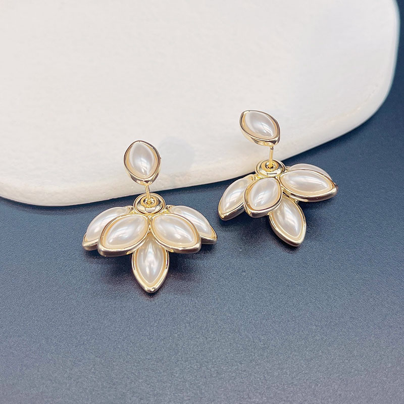 法式轻奢不规则珍珠耳钉高级感网红两戴银针耳环后挂式时尚耳坠女