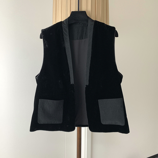 复古娇美人 气质V领真丝丝绒无扣新中式叠穿马甲背心女2026春新款