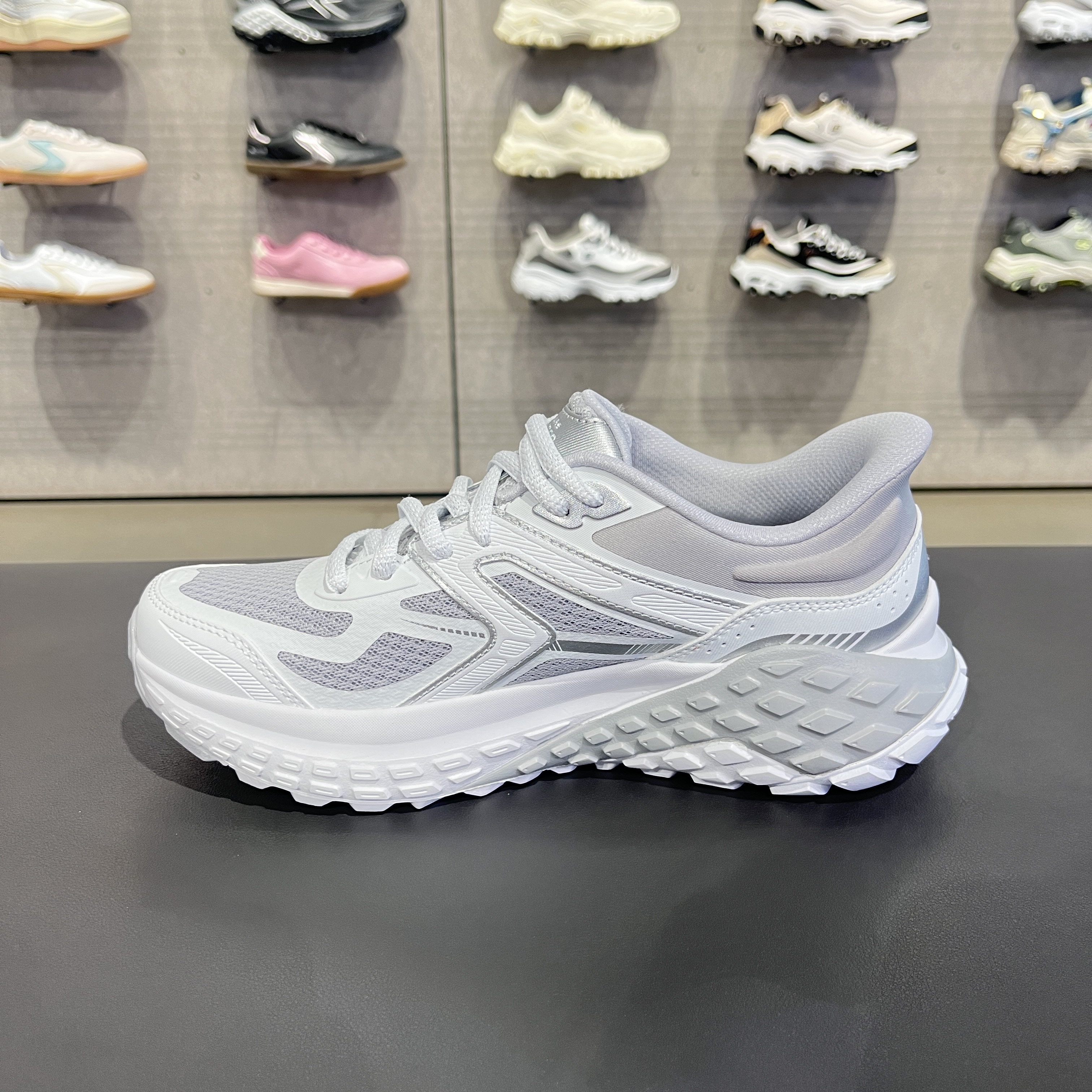 Skechers斯凯奇女子怪兽鞋透气舒适增高厚底老爹鞋运动鞋150681