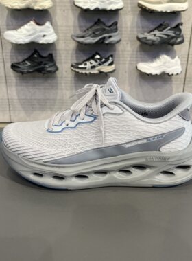 Skechers斯凯奇男子轻盈舒适透气缓震户外运动休闲跑步鞋220425