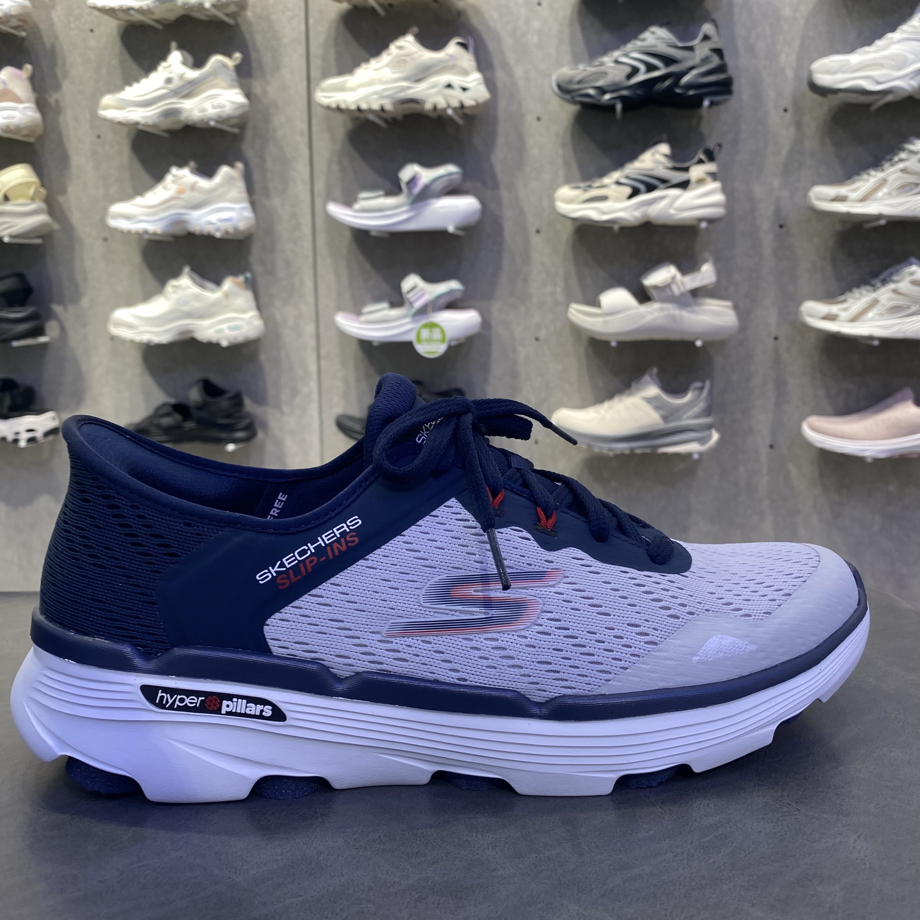 Skechers斯凯奇男士秋季新款网布透气厚底舒适休闲运动鞋220645