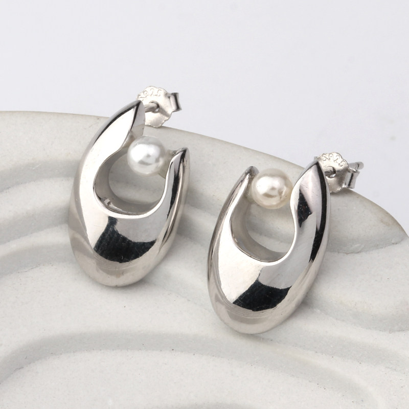 小众设计感925纯银马蹄耳钉女气质简约贝珠耳坠ins风个性春夏耳饰