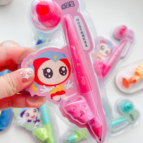 幼儿园中班儿童写字用笔正姿铅笔