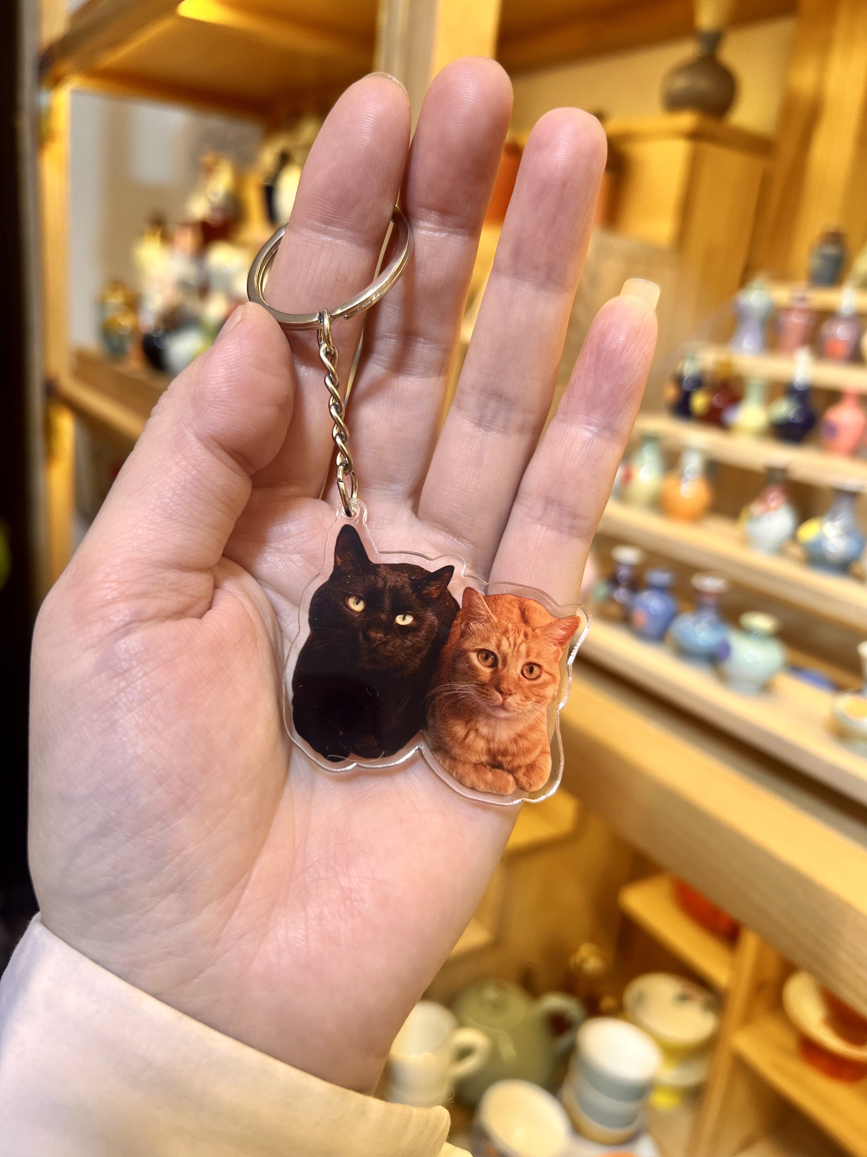 陶瓷店里的猫猫亚克力钥匙扣挂饰猫猫包包挂件纪念礼物