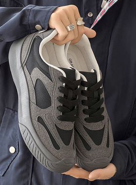 男款黑色经典复古工装板鞋秋季透气百搭男鞋休闲小黑鞋潮鞋HTA-14