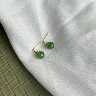 生机盎然|天然和田碧玉耳钉绿色玉石纯银耳饰女款新中式高级感