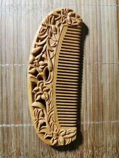 天然蟠桃木梳系列双面精雕本体清香平安简朴实用美观按摩保健梳