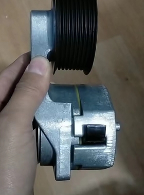 斯堪尼亚皮带张紧轮120707-00612