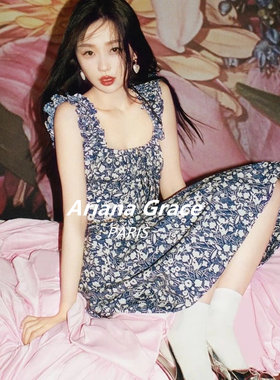 甜美碎花方领沙滩连衣裙