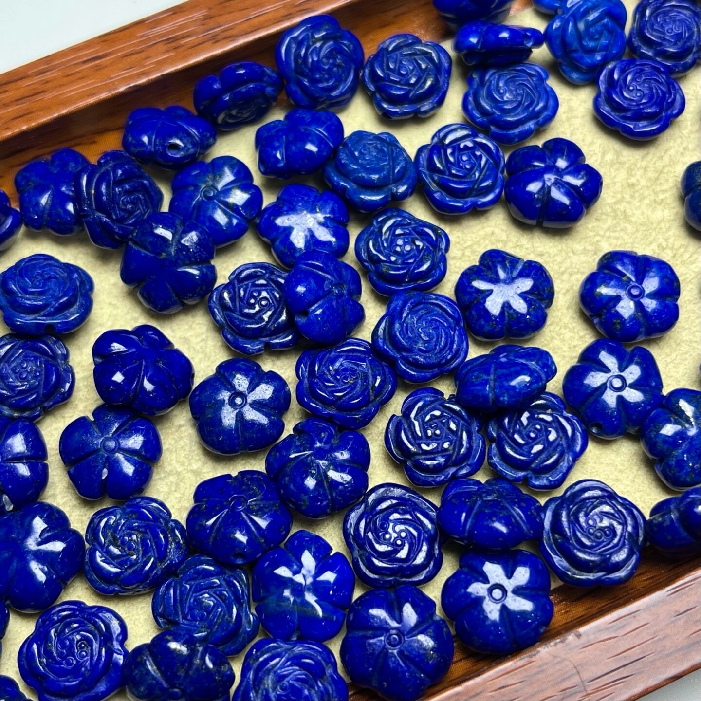 天然青金石玫瑰花雕刻件手工DIY手链手串项链滴溜挂件水晶配件