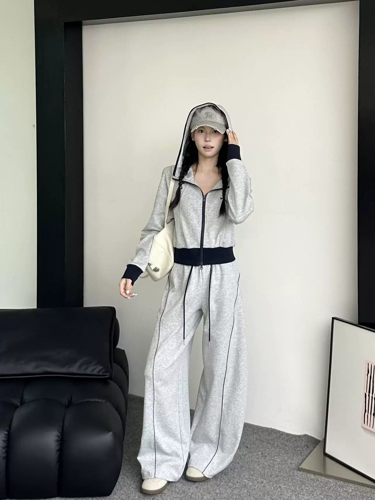 十三行2K2 78107连衣帽休闲运动套装