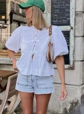 亏清北欧设计元品质超甜美府绸泡泡袖减龄系带荷叶边娃娃衫女上衣