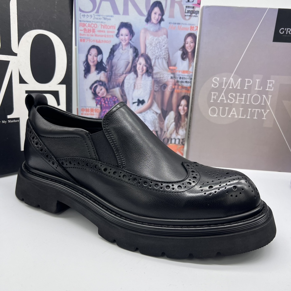 帕达索春秋新款增高皮鞋男低帮布洛克马丁靴厚底真皮短靴240332