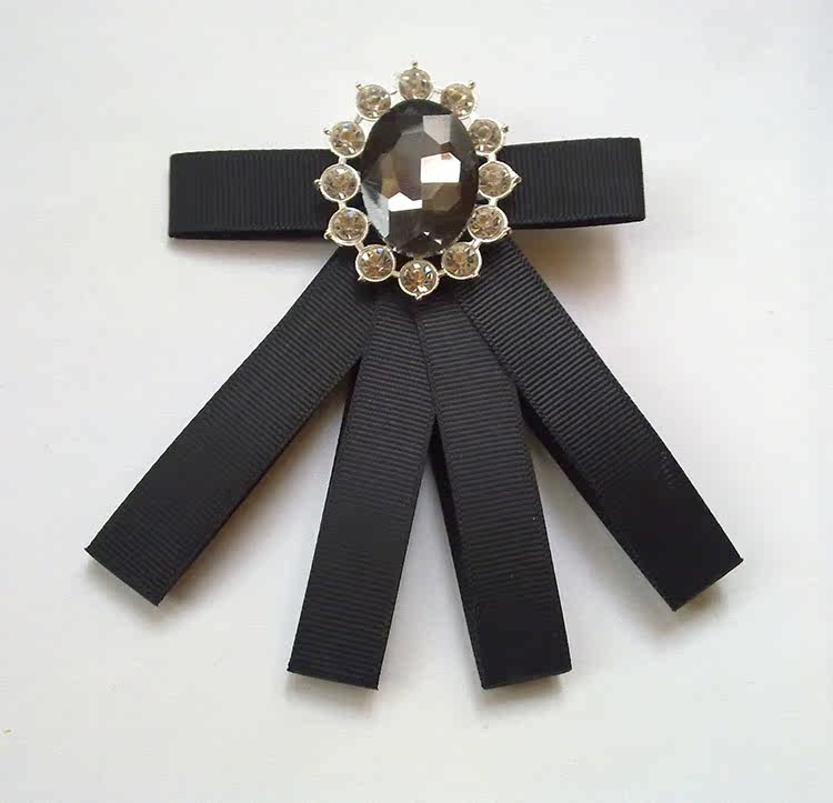 Broche femme en cristal artificiel - Ref 1177574 Image 4