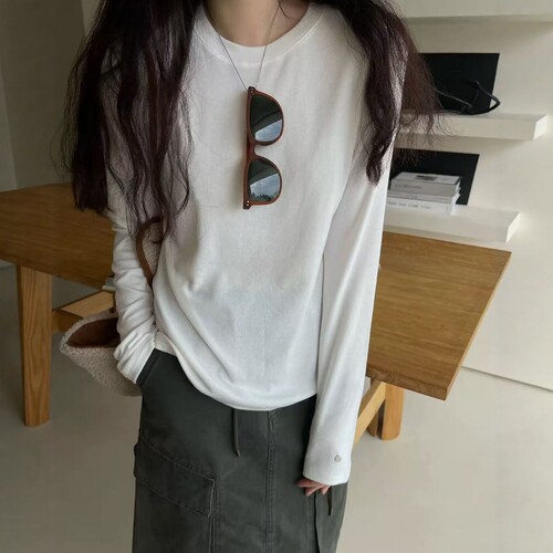 one seven简约纯色圆领长袖T恤女2026秋宽松百搭显瘦打底衫上衣潮