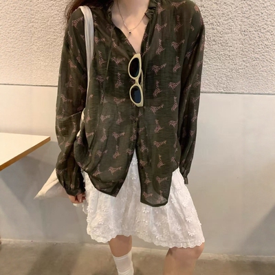 one seven轻薄麻料小鹿印花防晒衬衫女2026夏休闲宽松碎花外套潮