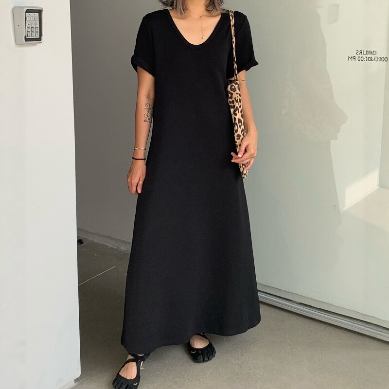 2026春夏韩版U领宽松显瘦百搭圆领短袖连衣裙女中长款过膝长裙子