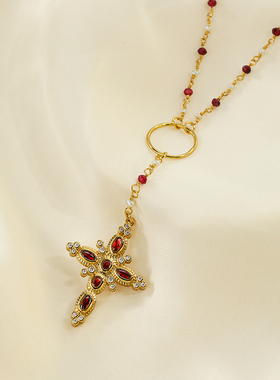 Vanessa Mooney宫廷复古红色十字架项链轻奢小众石榴红毛衣链长款