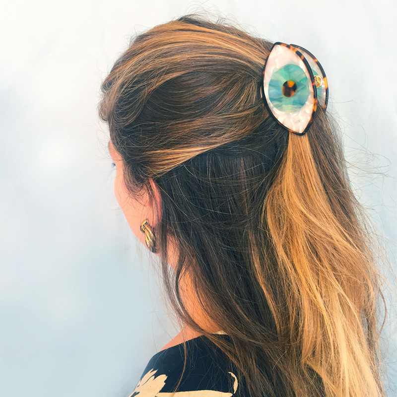 大眼睛抓夹搞怪小众法式精致简约