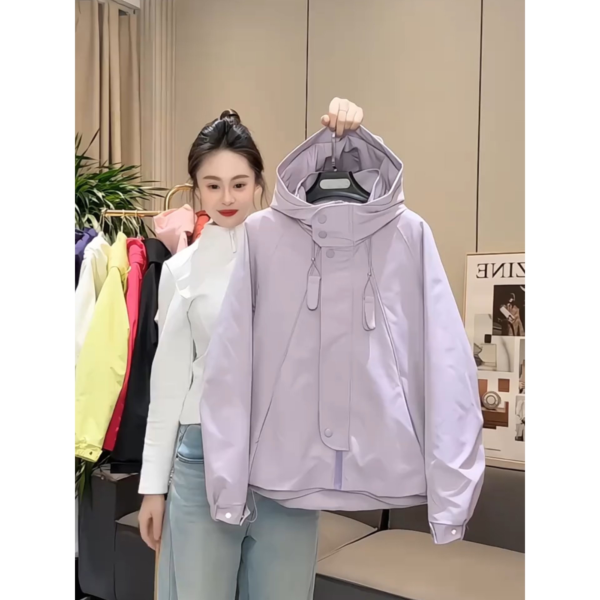 官方正品冲锋衣女2025秋季新款薄款女装风衣初秋软壳夹克上衣二棉